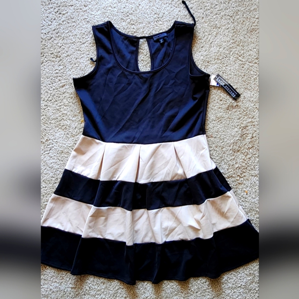 Karin Stevens Women Dress Size 2X NWT